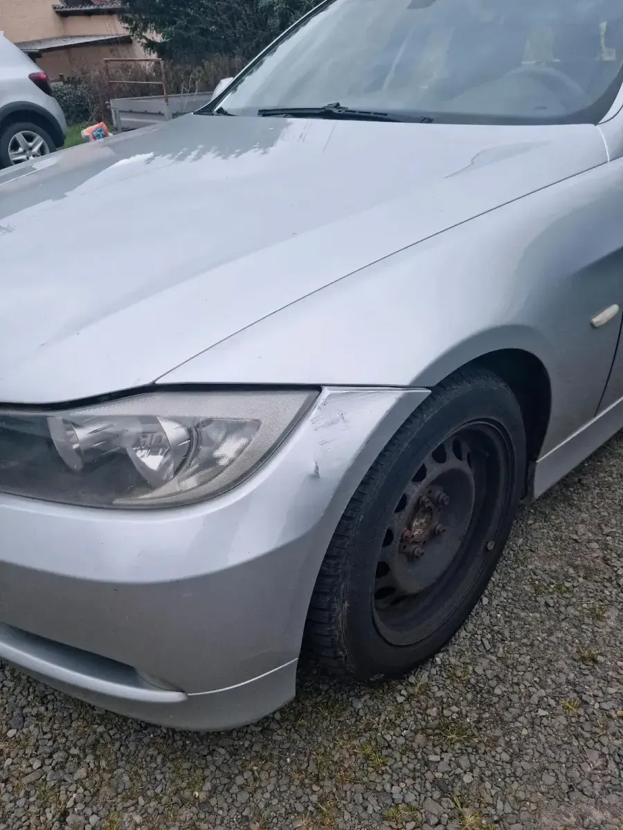 Gebraucht BMW 320 163 PS (119 kW) 2005 Silber Kombi