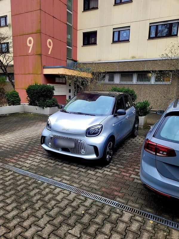 Gebraucht Smart ForFour Electric Drive 95 kW (130 PS) 2021 Silber Kleinwagen