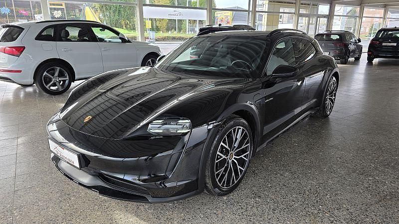 Schwarz Gebraucht 2022 Porsche Taycan Limousine | 53.900 € (Guter Preis) - Bild 1/4