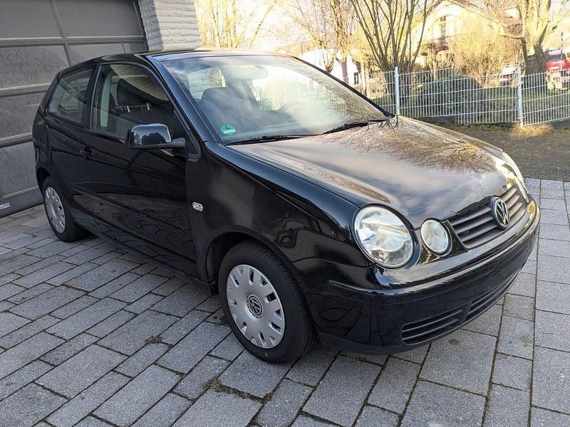 Gebraucht VW Polo Cricket 54 PS (39 kW) 2004 Schwarz Kleinwagen