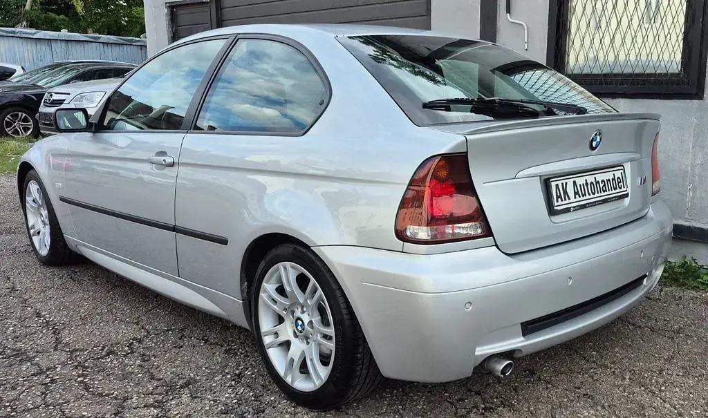 Gebraucht BMW 316 M Sport 116 PS (85 kW) 2004 Grau Limousine