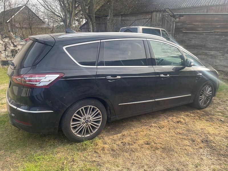 Gebraucht Ford S-MAX Vignale 190 PS (139 kW) 2020 Schwarz Van / Kleinbus