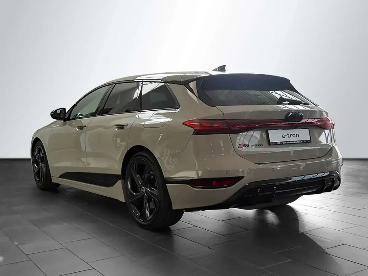 Gebraucht Audi S6 Sport 369 kW (503 PS) 2026 Siambeige Kombi