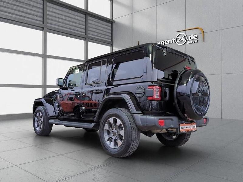 Gebraucht Jeep Wrangler Sahara 272 PS (200 kW) 2022 Black clear coat SUV
