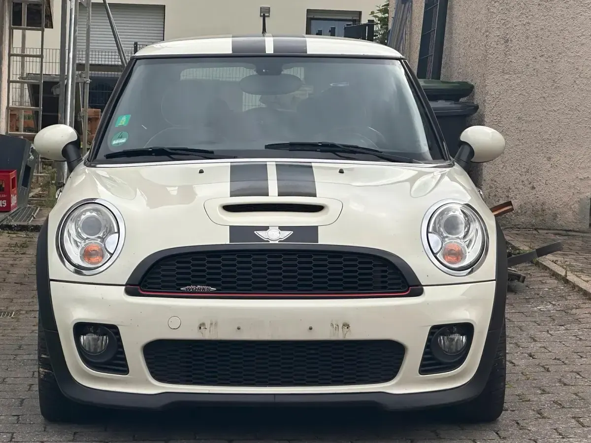 Gebraucht Mini John Cooper Works 192 PS (141 kW) 2008 Weiß Kleinwagen