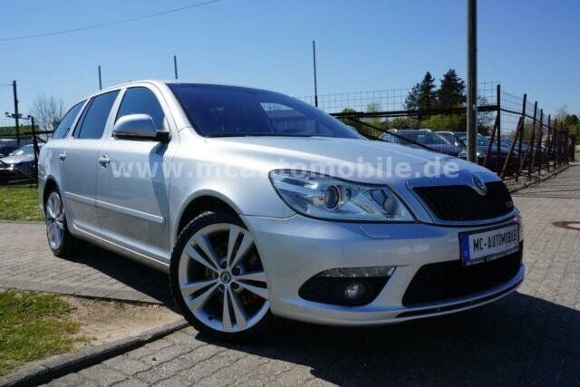 Gebraucht Skoda Octavia RS 170 PS (125 kW) 2012 Silber metallic Kombi