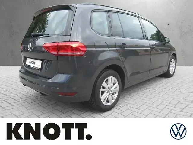 Gebraucht VW Touran Comfortline 116 PS (85 kW) 2020 Uranograu Van / Kleinbus