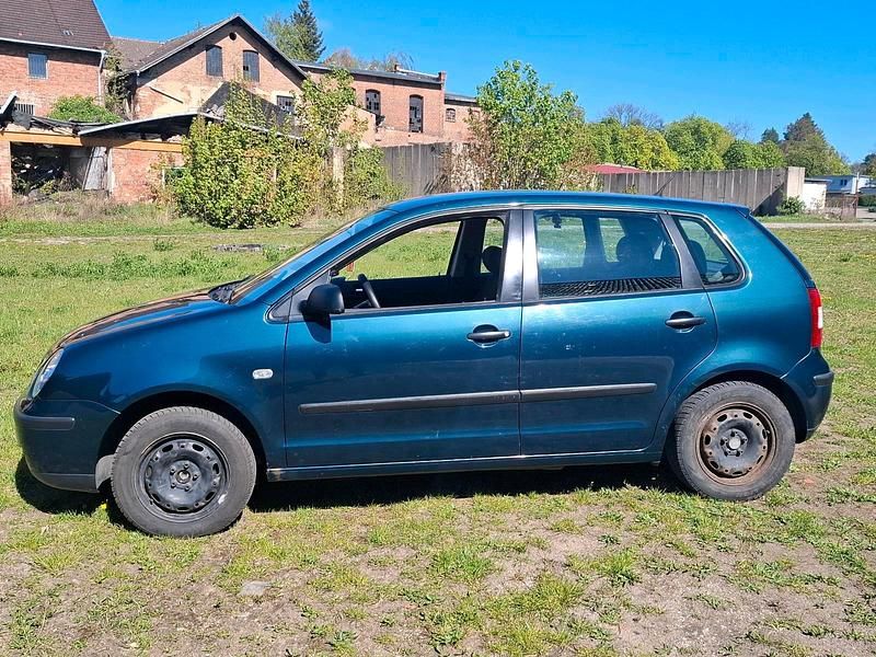 Gebraucht VW Polo 63 PS (46 kW) 2002 Grün Kleinwagen