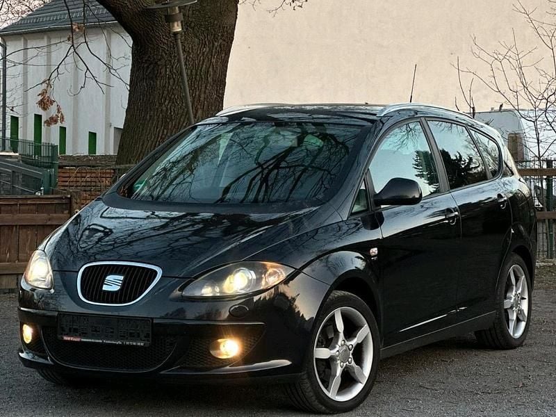 Schwarz Gebraucht 2008 Seat Altea XL Van / Kleinbus | 2.690 € (Guter Preis) - Bild 1/4