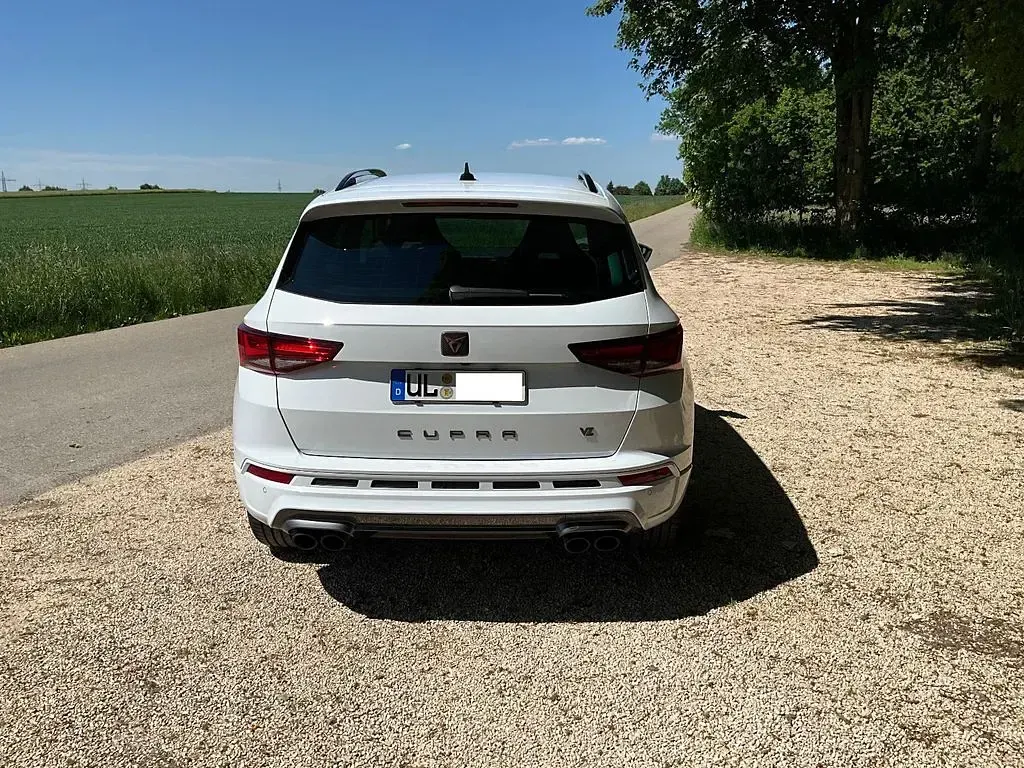 Używany Cupra Ateca VZ 300 KM (220 kW) 2024 Biały SUV