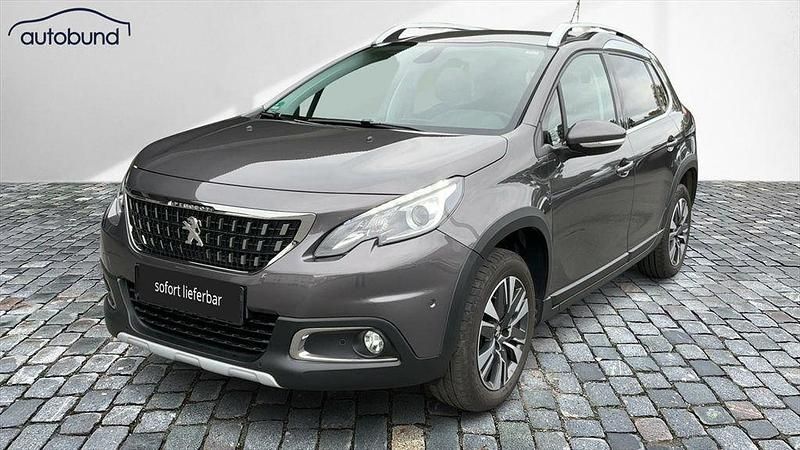 Grau Gebraucht 2018 Peugeot 2008 Allure SUV | 16.970 € (Teuer) - Bild 1/4