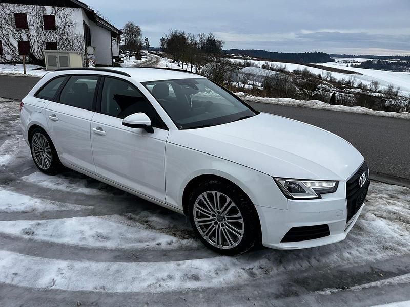 Weiß Gebraucht 2016 Audi A4 Kombi | 11.100 € (Fairer Preis) - Bild 1/4