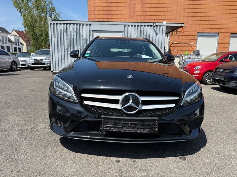 Schwarz Gebraucht 2021 Mercedes C200 Kombi | 18.500 € (Superpreis) - Bild 1/4