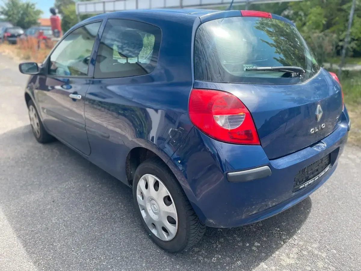 Gebraucht Renault Clio 75 PS (55 kW) 2009 Blau Kleinwagen