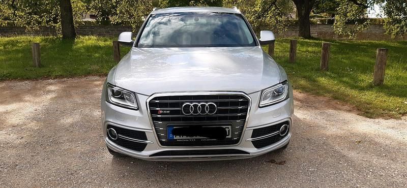 Silber Gebraucht 2014 Audi SQ5 SUV | 18.990 € (Fairer Preis) - Bild 1/4