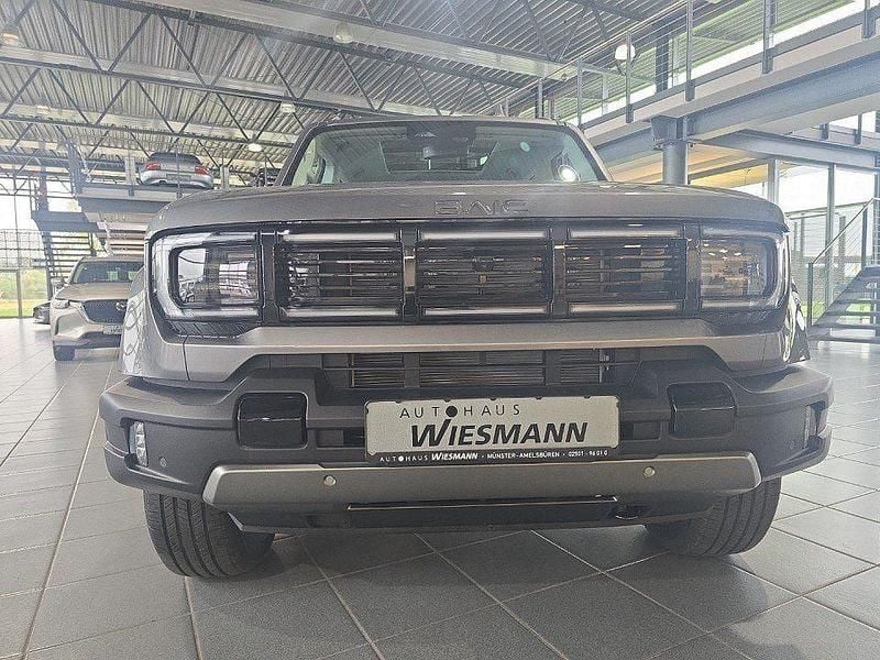 Neu Baic BJ40 234 PS (172 kW) 2026 Grau SUV