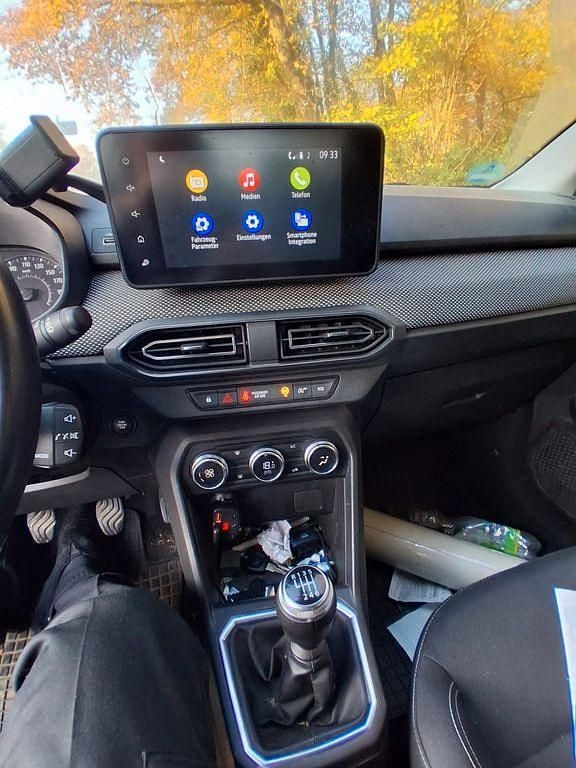 Gebraucht Dacia Sandero Comfort 101 PS (74 kW) 2022 Schwarz Limousine