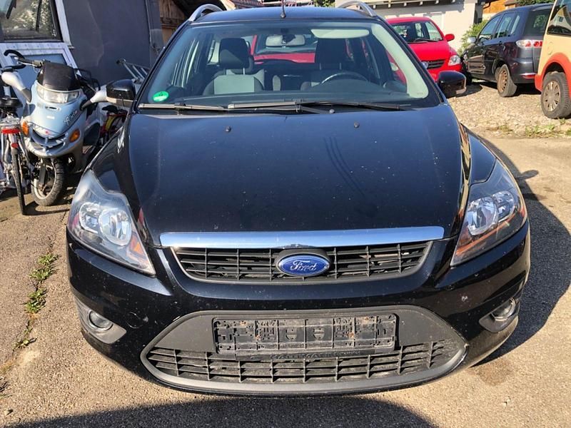 Schwarz Gebraucht 2009 Ford Focus Sport Kombi | 790 € (Superpreis) - Bild 1/4