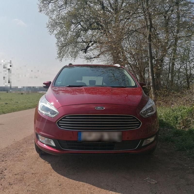 Gebraucht Ford Galaxy Titanium 190 PS (139 kW) 2018 Rot Van / Kleinbus