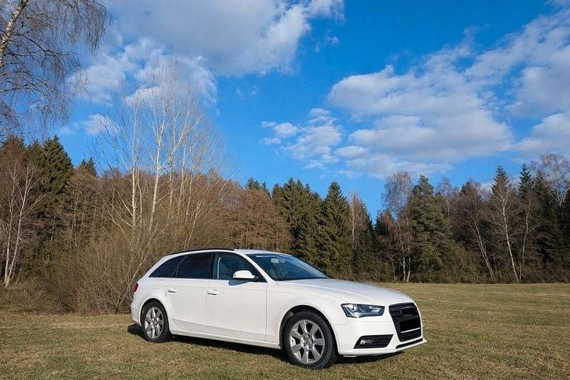 Gebraucht Audi A4 S-Line 177 PS (130 kW) 2013 Weiß Kombi