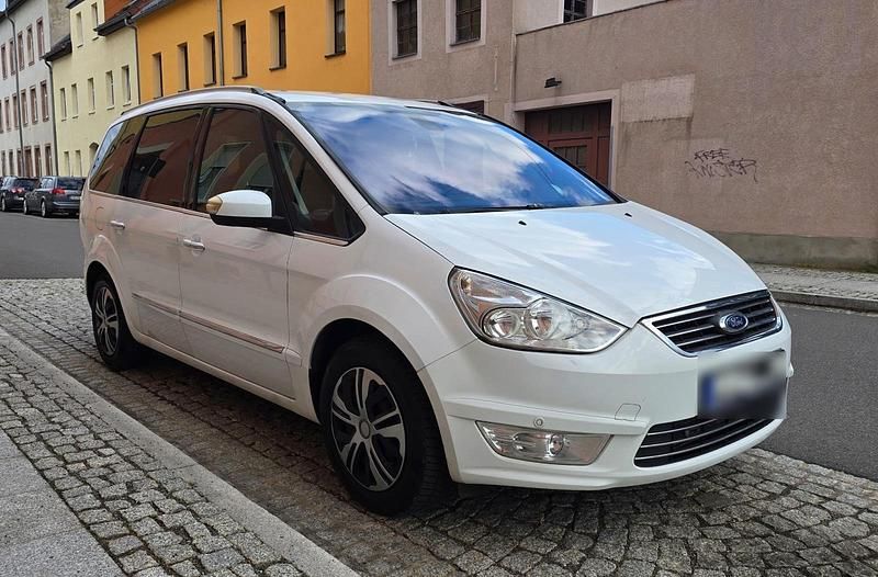 Usata Ford Galaxy 200 CV (147 kW) 2011 Bianco Monovolume