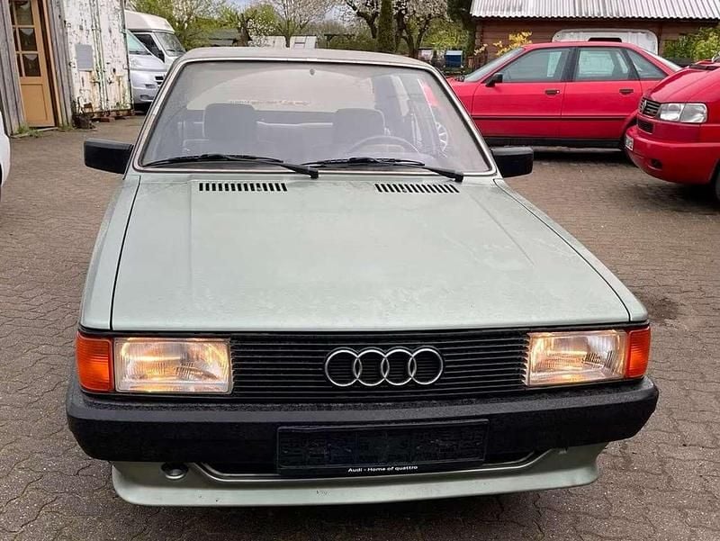 Grün Gebraucht 1984 Audi 80 Limousine | 3.000 € - Bild 1/4