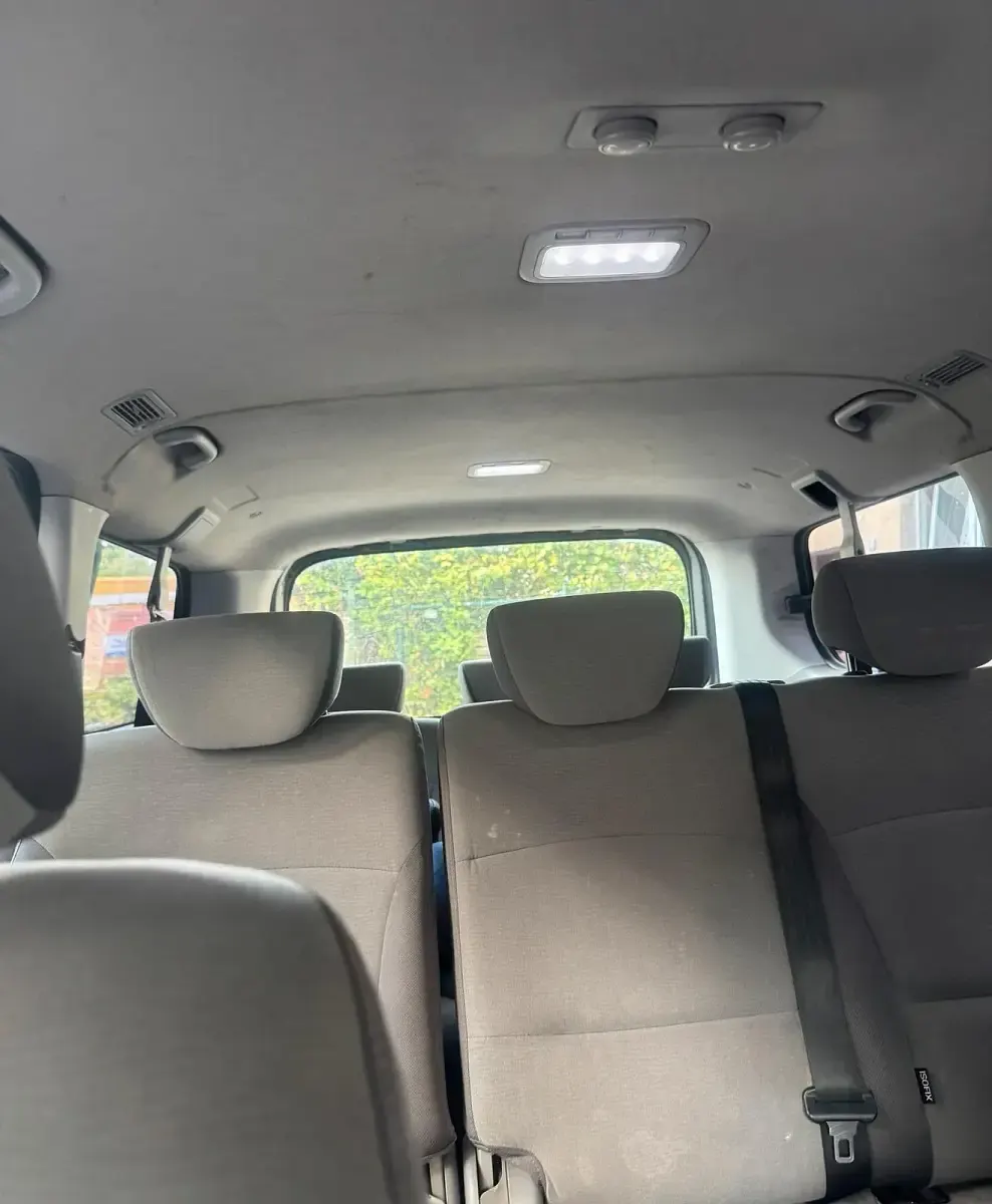 Gebraucht Hyundai H-1 170 PS (125 kW) 2010 Grau Van / Kleinbus