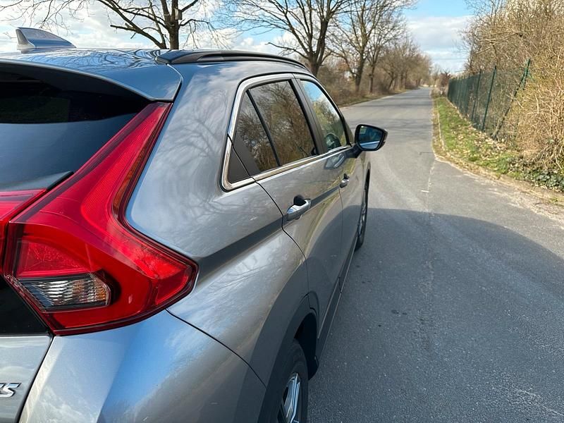 Gebraucht Mitsubishi Eclipse 163 PS (119 kW) 2020 Grau Kombi