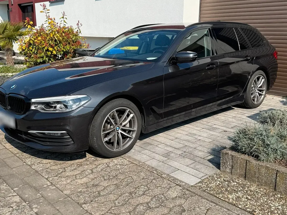 Używany BMW 530 Shadowline 265 KM (194 kW) 2018 Szary Kombi