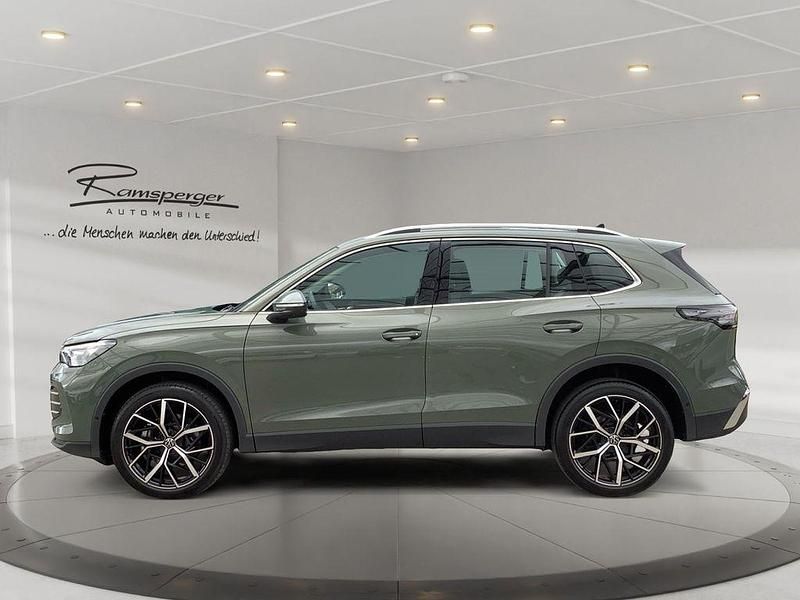 Usata VW Tiguan Elegance 193 CV (141 kW) 2025 Verde SUV