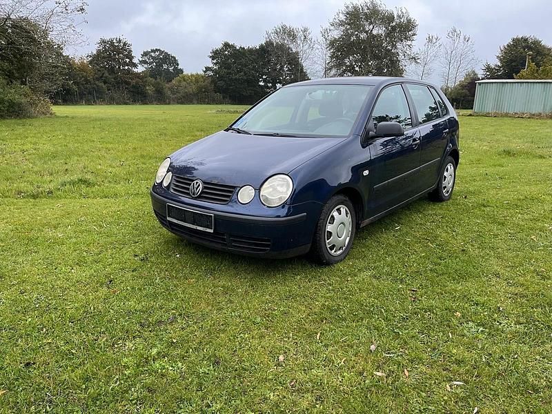 Blau Gebraucht 2005 VW Polo Kleinwagen | 500 € (Superpreis) - Bild 1/4