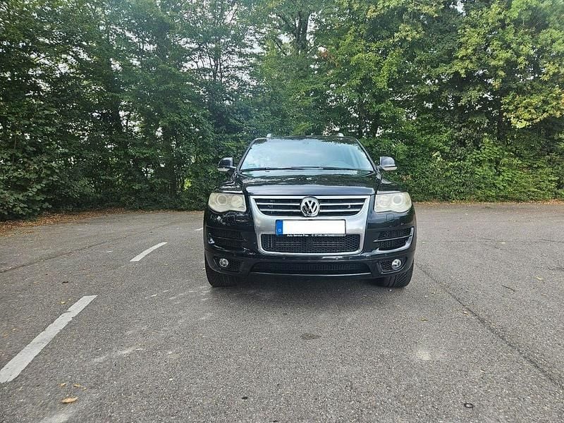 Schwarz Gebraucht 2008 VW Touareg Individual SUV | 10.000 € (Fairer Preis) - Bild 1/4