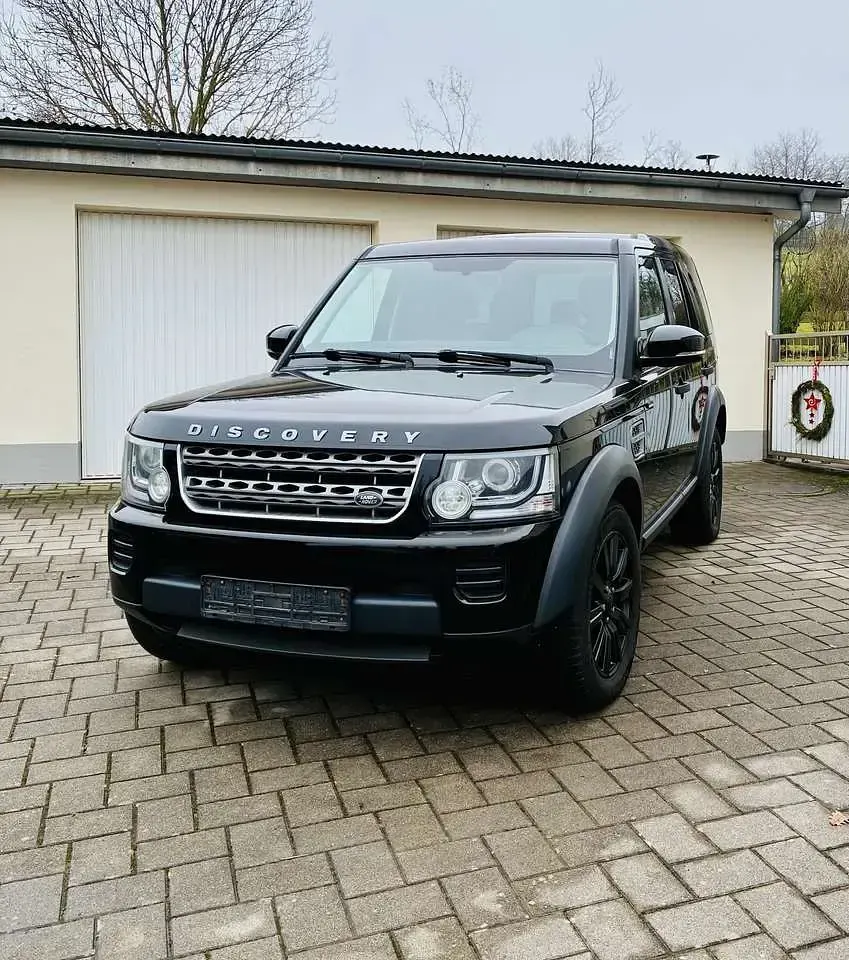Gebraucht Land Rover Discovery S 211 PS (155 kW) 2014 Schwarz SUV