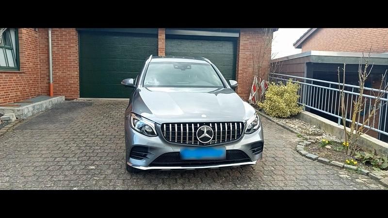 Gebraucht Mercedes GLC250 AMG 204 PS (150 kW) 2016 Grau SUV