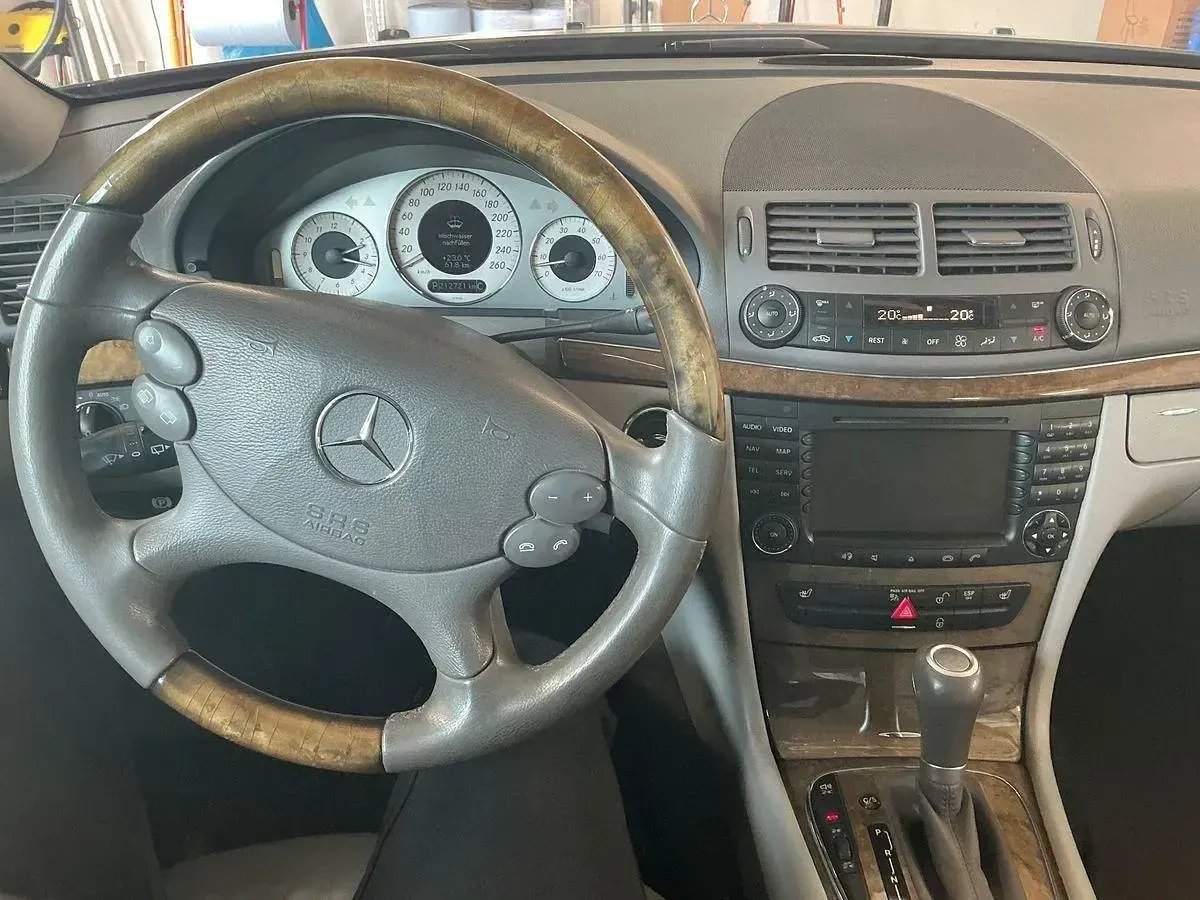 Gebraucht Mercedes E500 387 PS (284 kW) 2008 Silber Kombi