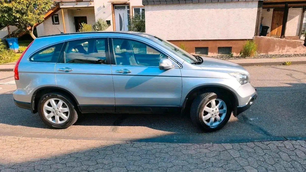 Gebraucht Honda CR-V 150 PS (110 kW) 2008 Silber SUV