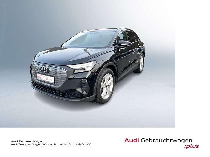 Mythosschwarz metallic Gebraucht 2024 Audi Q4 e-tron Ambiente SUV | 38.810 € (Superpreis) - Bild 1/4