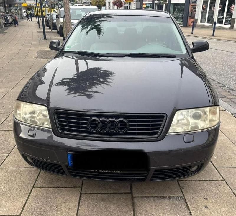 Grau Gebraucht 2001 Audi A6 Limousine | 2.400 € (Guter Preis) - Bild 1/4