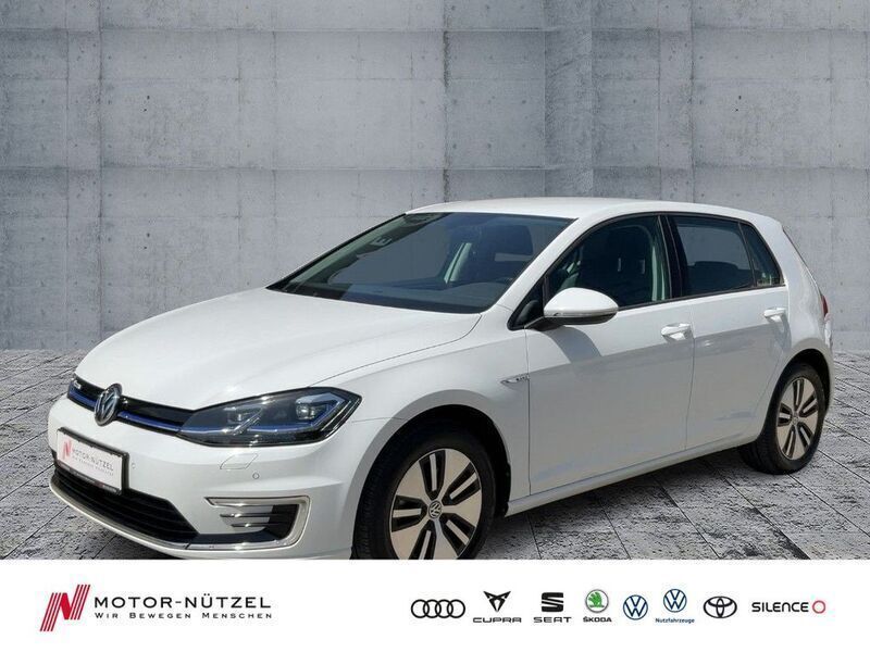 Weiß Gebraucht 2020 VW e-Golf Pro Kleinwagen | 17.630 € (Fairer Preis) - Bild 1/4