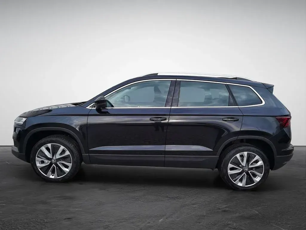 Neu Skoda Karoq Selection 150 PS (110 kW) 2026 Schwarz SUV