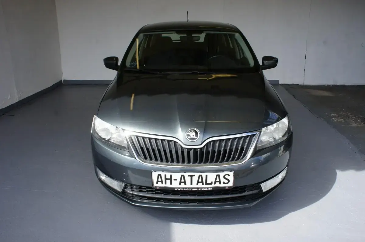 Gebraucht Skoda Rapid Monte Carlo 90 PS (66 kW) 2016 Grau Limousine