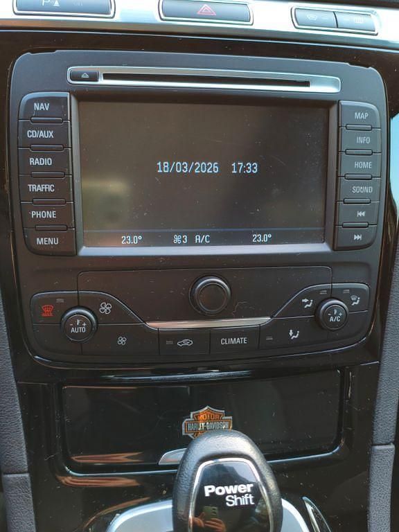 Gebraucht Ford S-MAX Titanium 163 PS (119 kW) 2014 Blau Van / Kleinbus