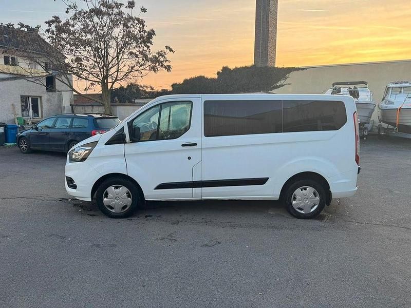 Gebraucht Ford Transit Custom 105 PS (77 kW) 2018 Weiß Van / Kleinbus