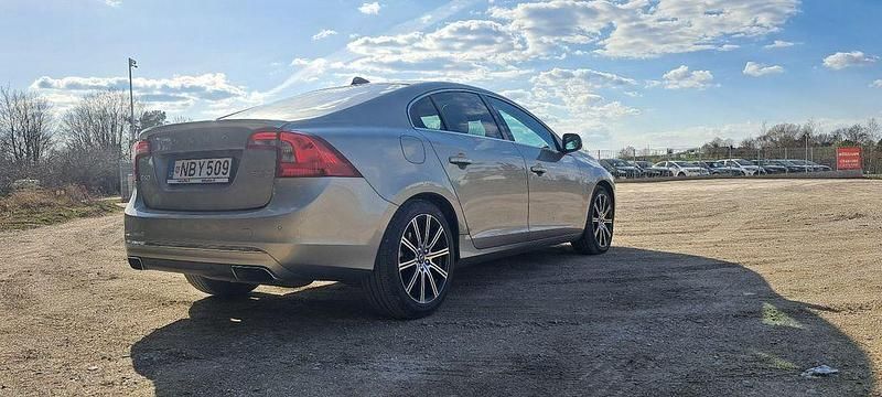 Gebraucht Volvo S60 Inscription 245 PS (180 kW) 2016 Beige Limousine