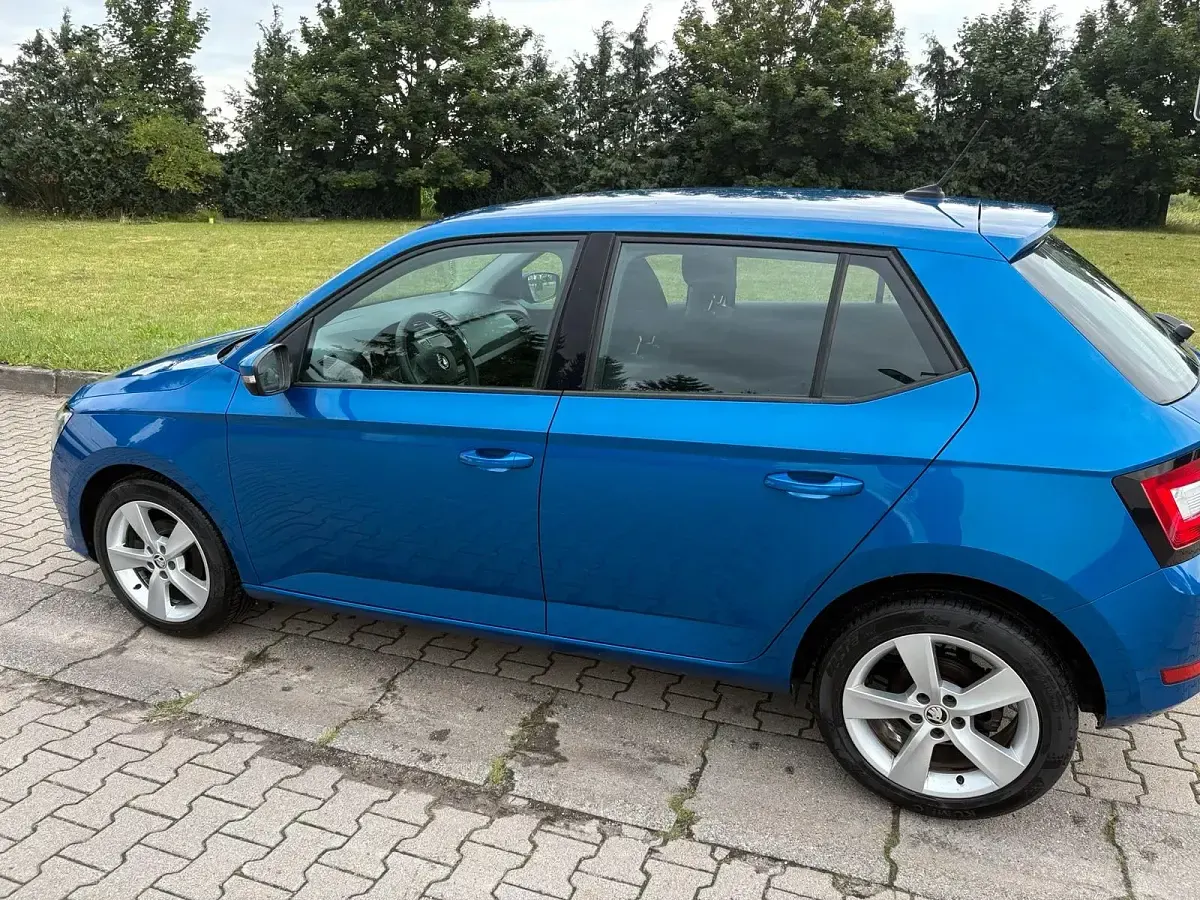 Gebraucht Skoda Fabia 95 PS (69 kW) 2019 Blau Kleinwagen
