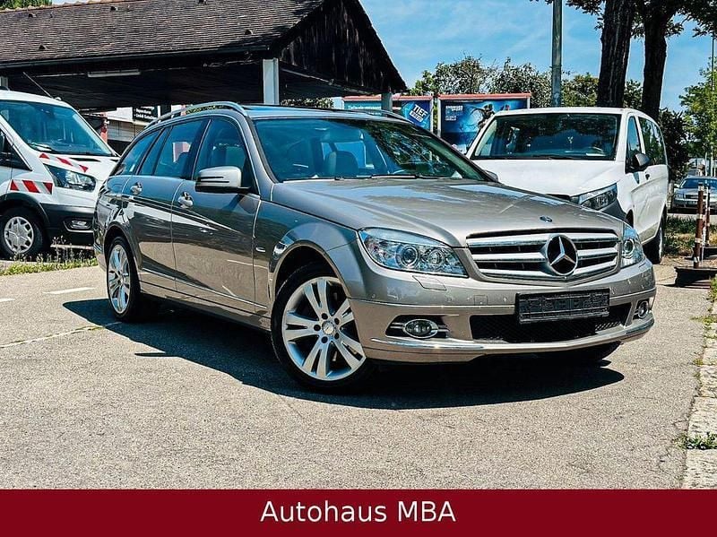 Silber Gebraucht 2009 Mercedes C350 Avantgarde Limousine | 7.999 € (Fairer Preis) - Bild 1/4