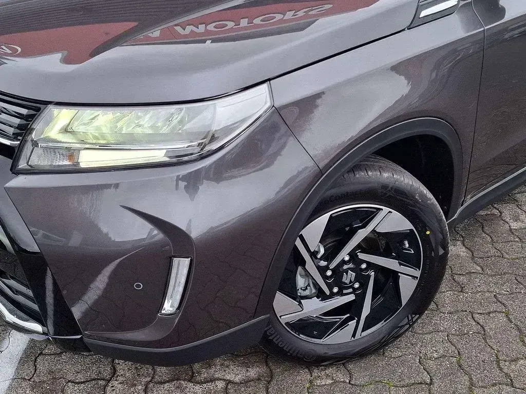 Neu Suzuki Vitara Comfort+ 116 PS (85 kW) 2025 Grau SUV