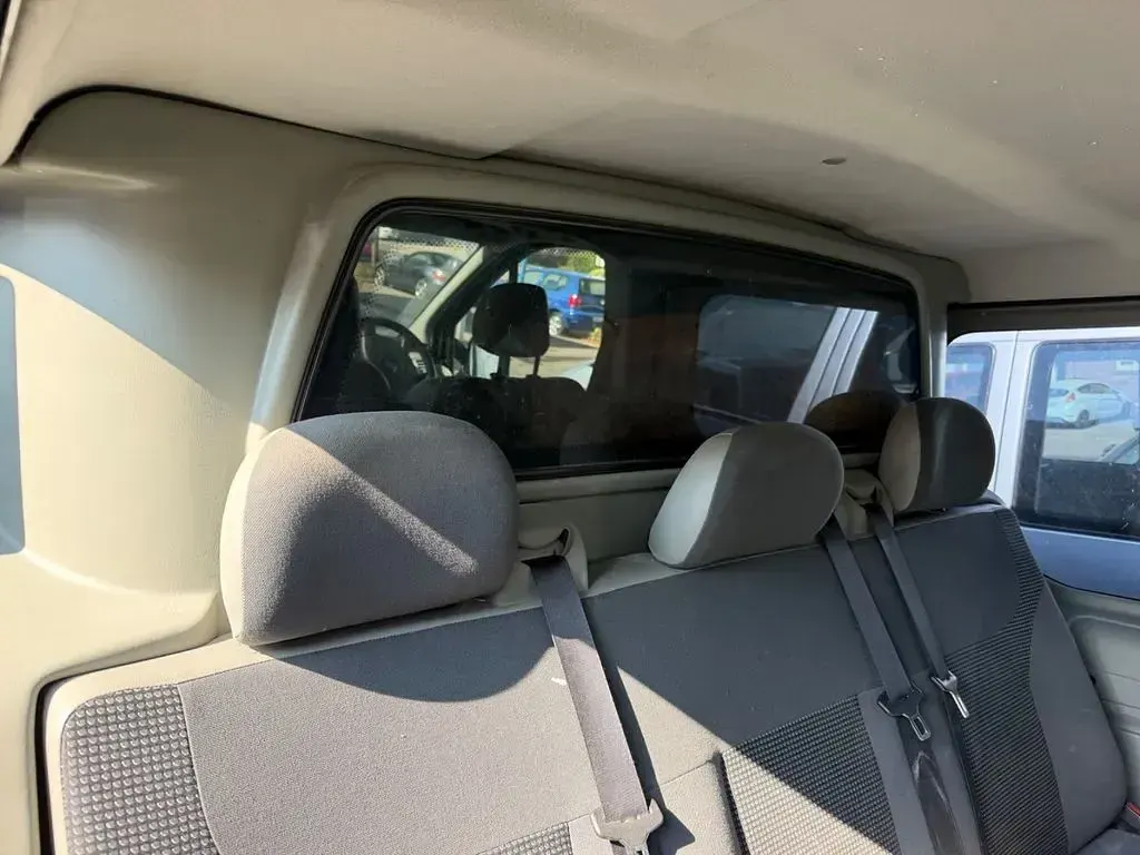Gebraucht Opel Vivaro 114 PS (83 kW) 2013 Schwarz Van / Kleinbus