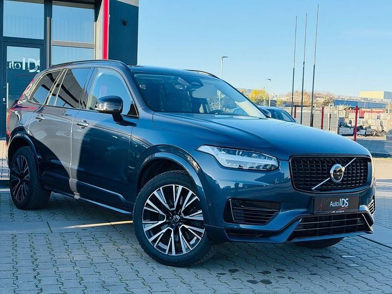 Second-hand Volvo XC90 Plus 310 CP (228 kW) 2022 Albastru SUV