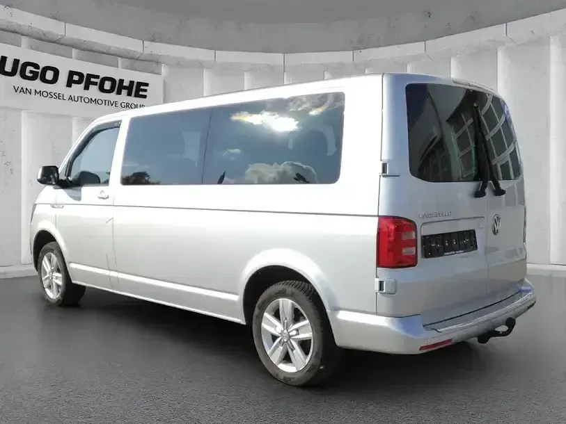 Gebraucht VW Caravelle Comfortline 150 PS (110 kW) 2017 Silber Van